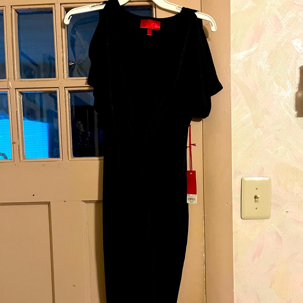 Jennifer Lopez black dress